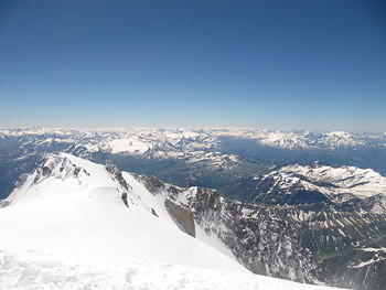 На вершине Монблана (4810 м)